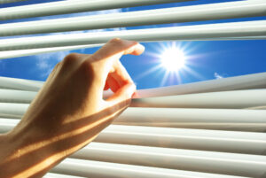 How Solar Shades Reduce Glare